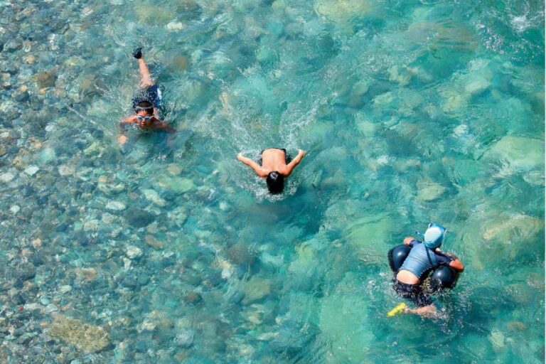 Anabuki River playing