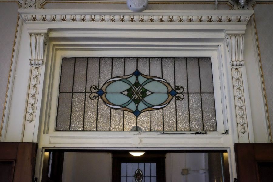 Bansuiso villa stained glass