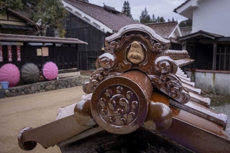 Fukiya Furusato Village tile details