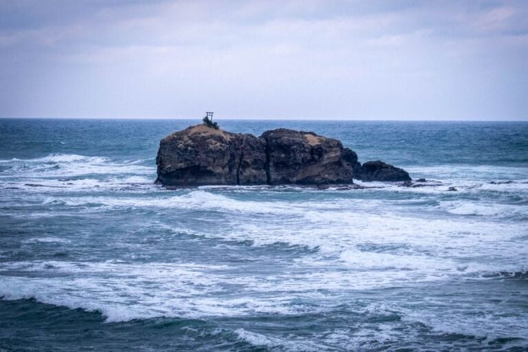 Hakuto Coast island with torii