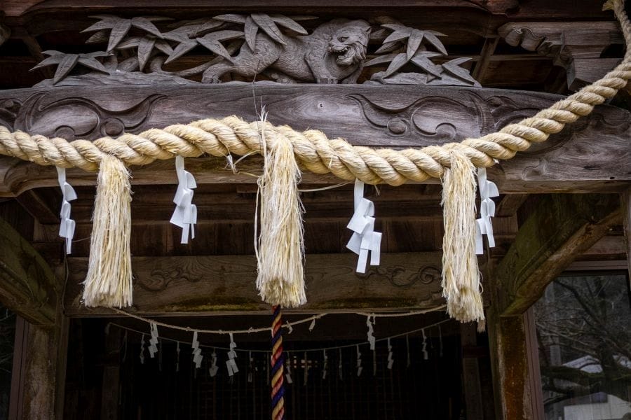 Kamiyama straw rope on shrine