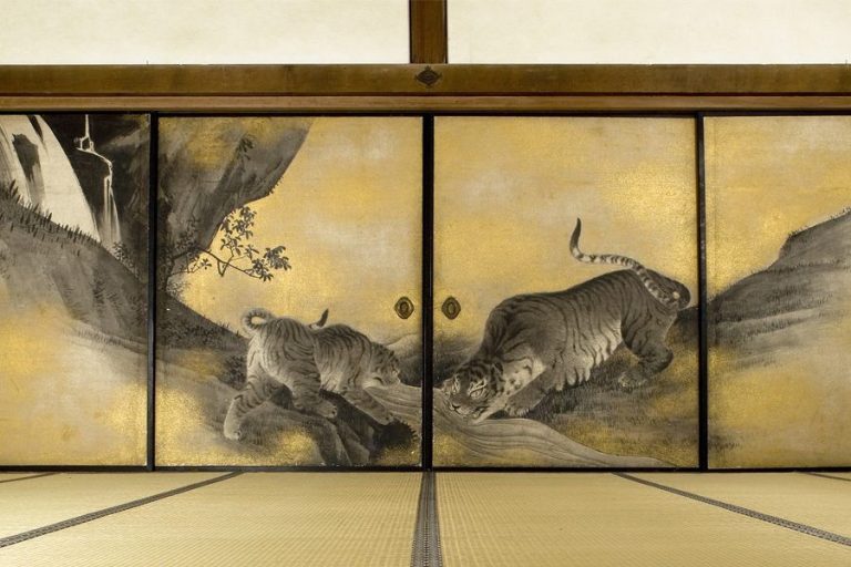 Konpira Shrine paintings tigers