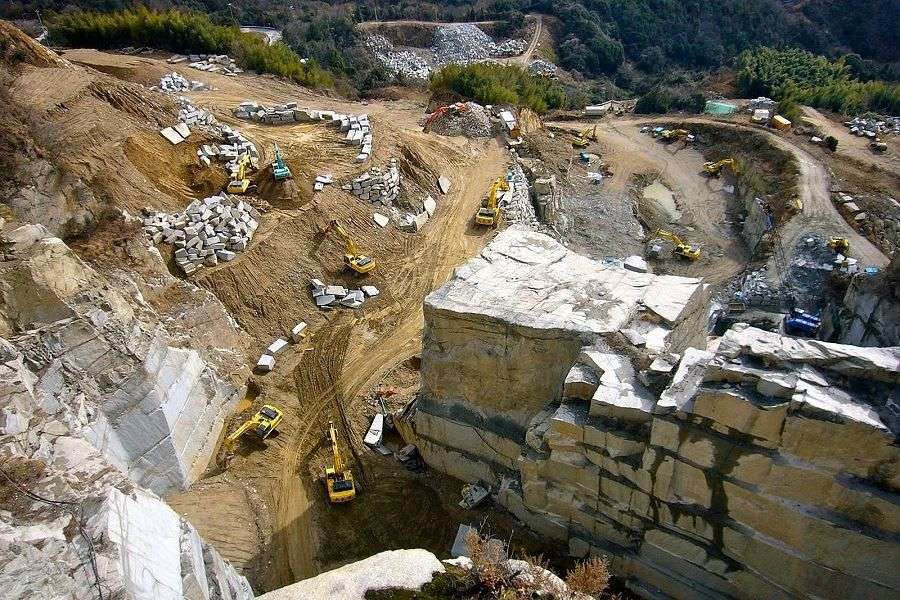 Miyakubo quarry Oshima