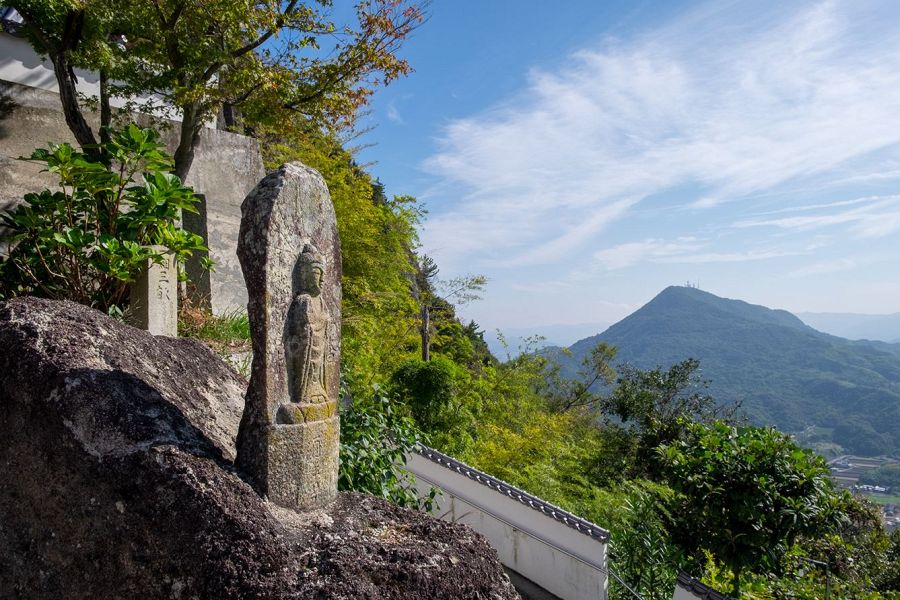 Mt. Gahaishi golden Buddha