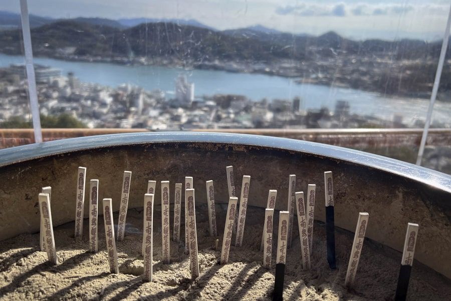 Onomichi Senko ji Temple incense