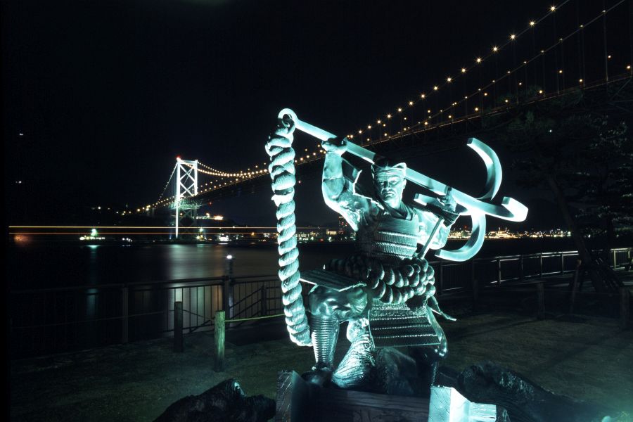 Shimonoseki Taira no Tomomori at night