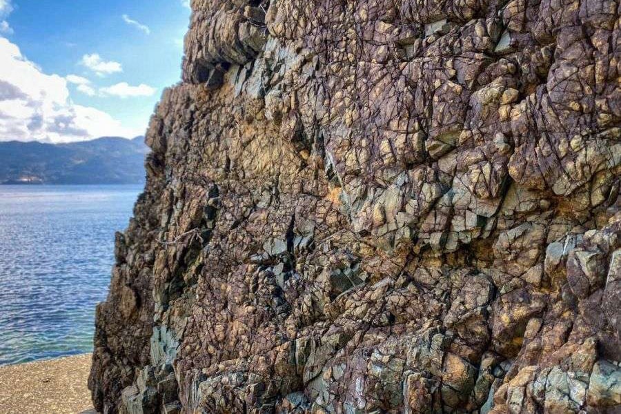 Susaki Coast rock