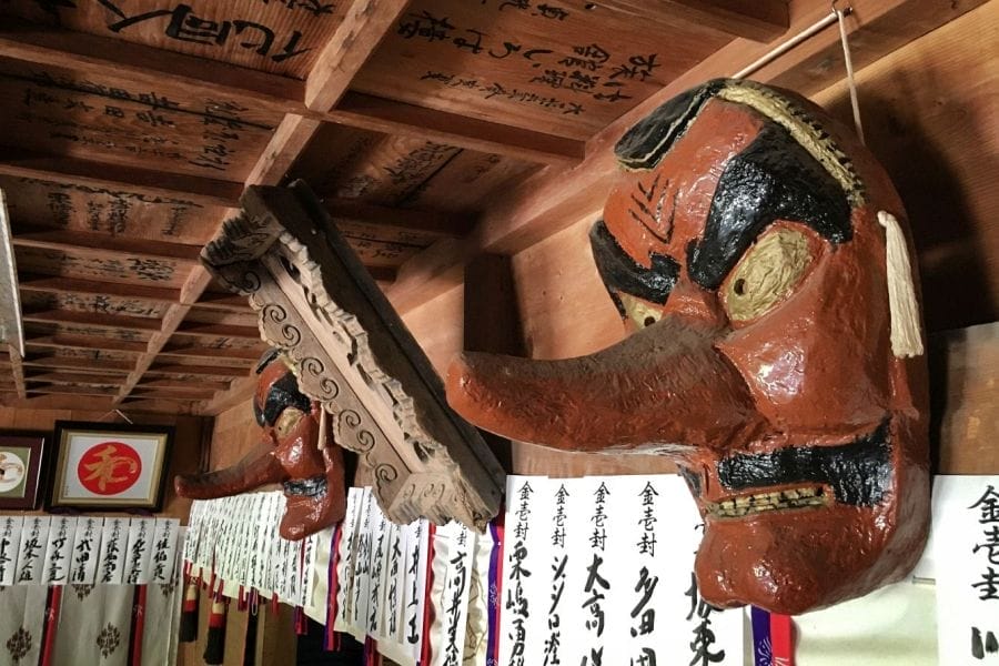 Tsurugi Shrine tengu