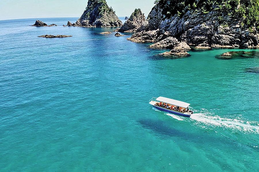 Uradome Coast transparent
