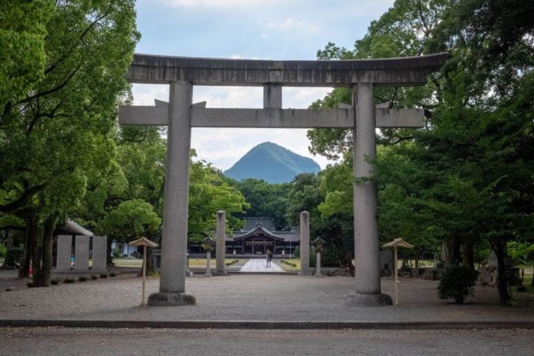 Zentsuji Sanukinomiya Shrine
