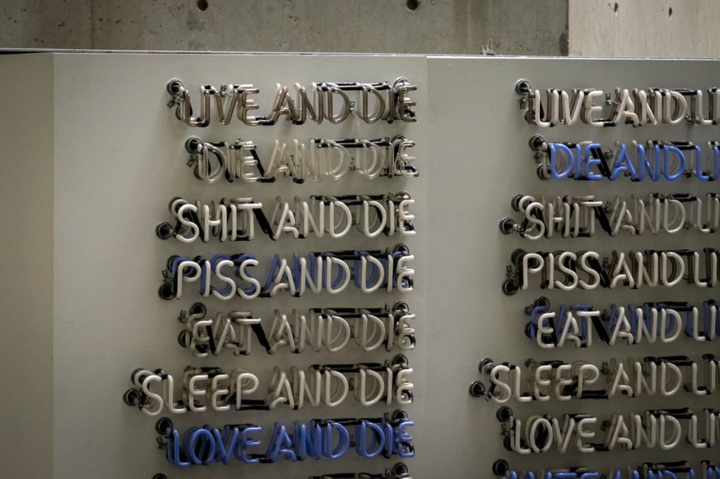 Benesse-House-Museum-Shit-and-Die-min-1024x682