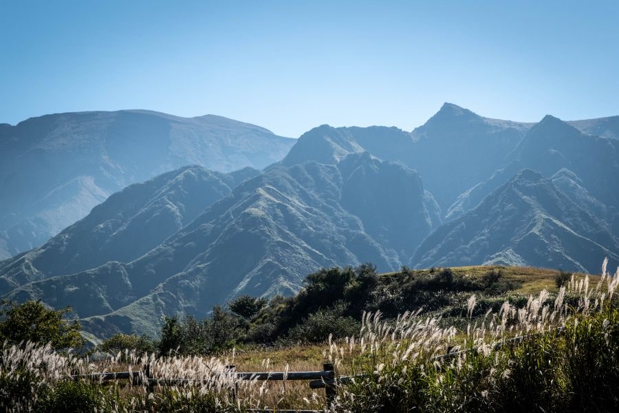 Kumamoto-Mt.-Aso-crags