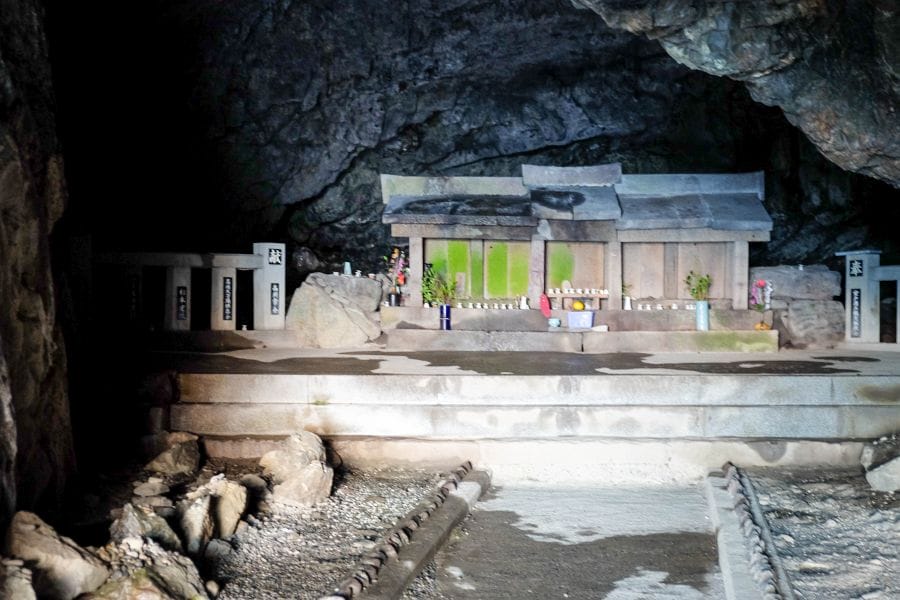Mikuro Cave (4)
