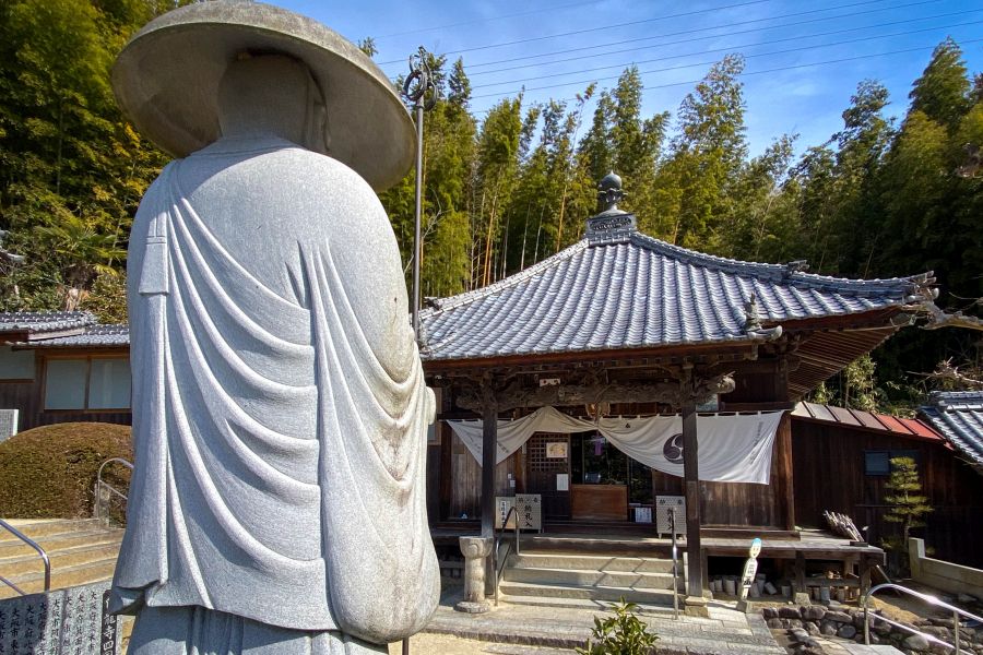 T57 Eifuku ji_Temple main hall