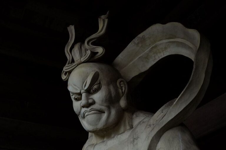 T58 Senyu ji Temple guardian right