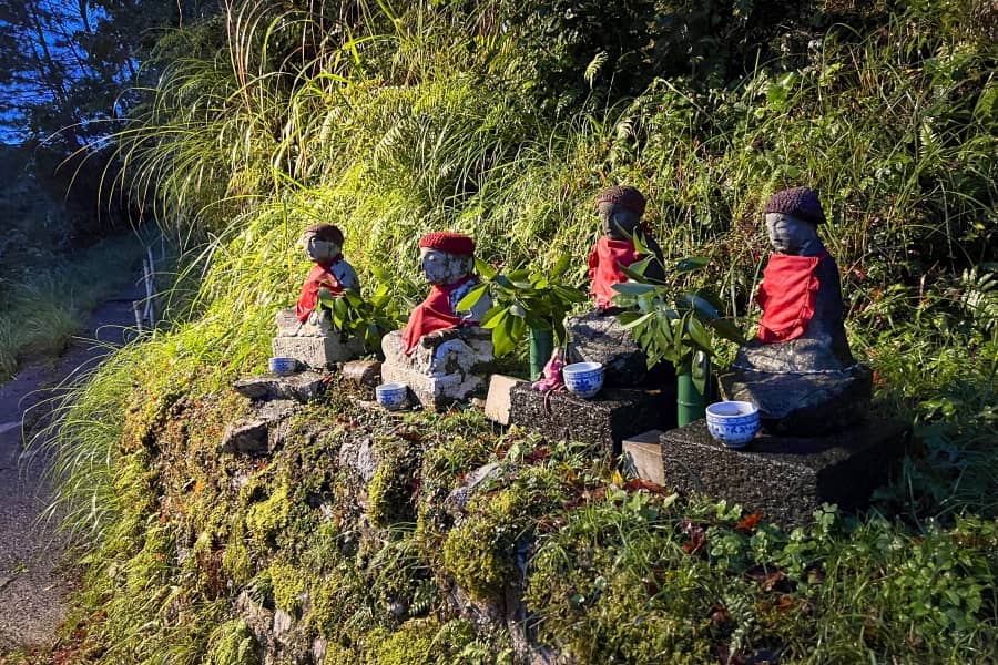 Yumoto-Onsen-jizo-min