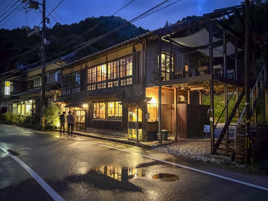 Yumoto-Onsen-street-min