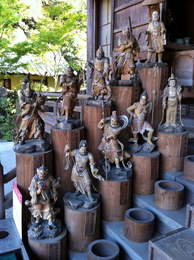 Miyajima Daisho-in guardian statues