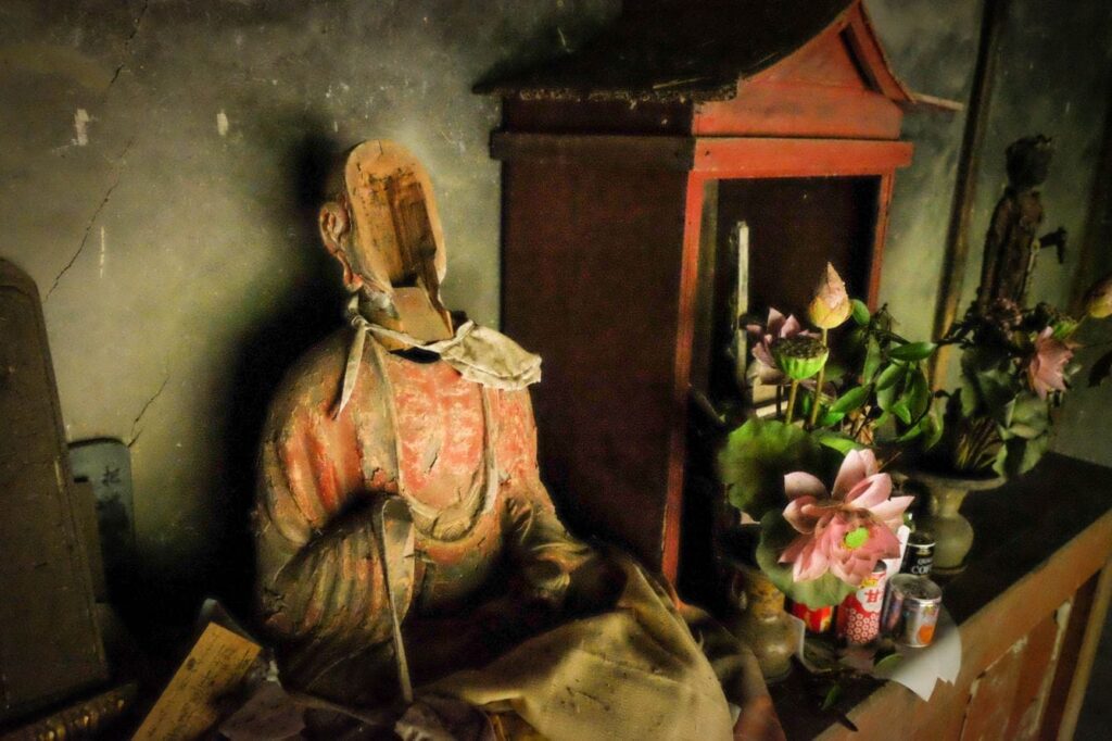 Persecution of Buddhism in Shikoku face gone