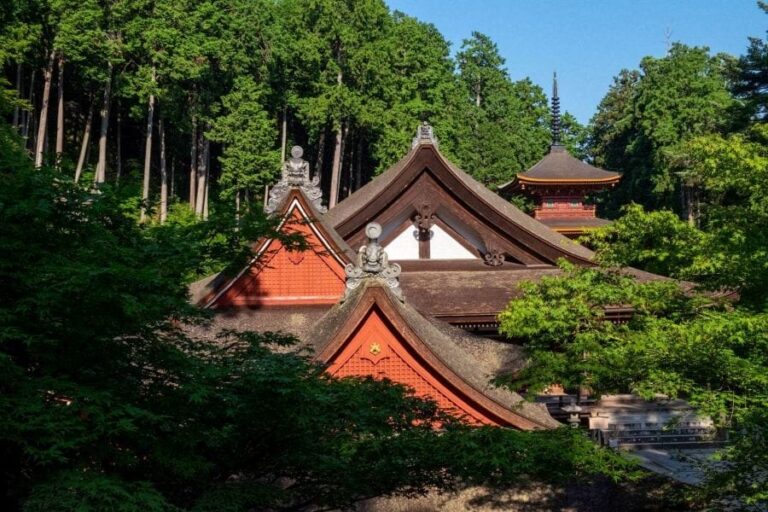 Chomeiji Temple main hall and pagoda