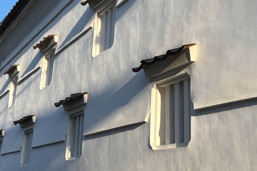 Saijo sake brewery district white wall and windows