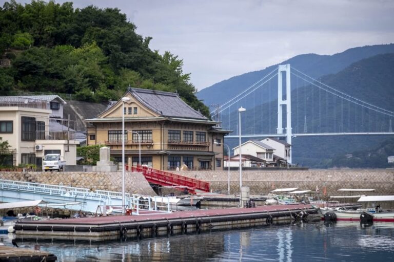Shimo-Kamagari Island Sannose little port